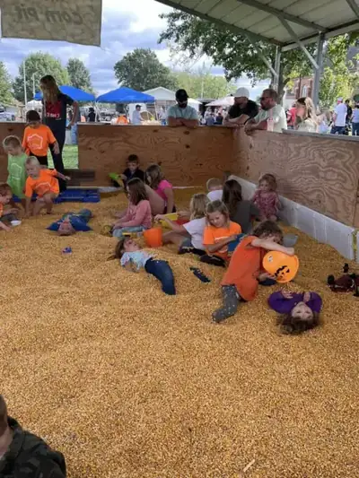 The corn pit full of children
